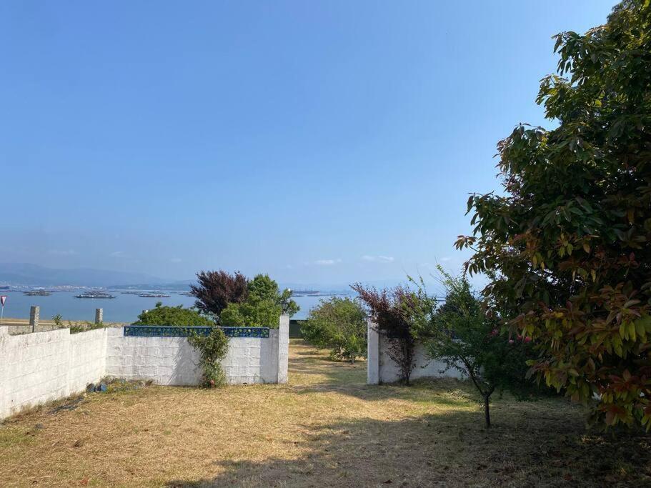 La Casilla - Illa Isla De Arousa - Preciosa Casa Enfrente A Playa Con Vistas Al Mar Y Playa Villa Isla de Arosa Bagian luar foto